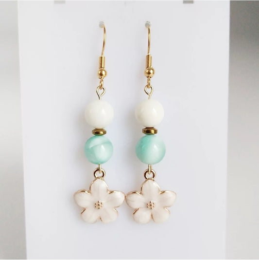 Boucles d'oreilles en pierres naturelles - Garniérite - Nacre