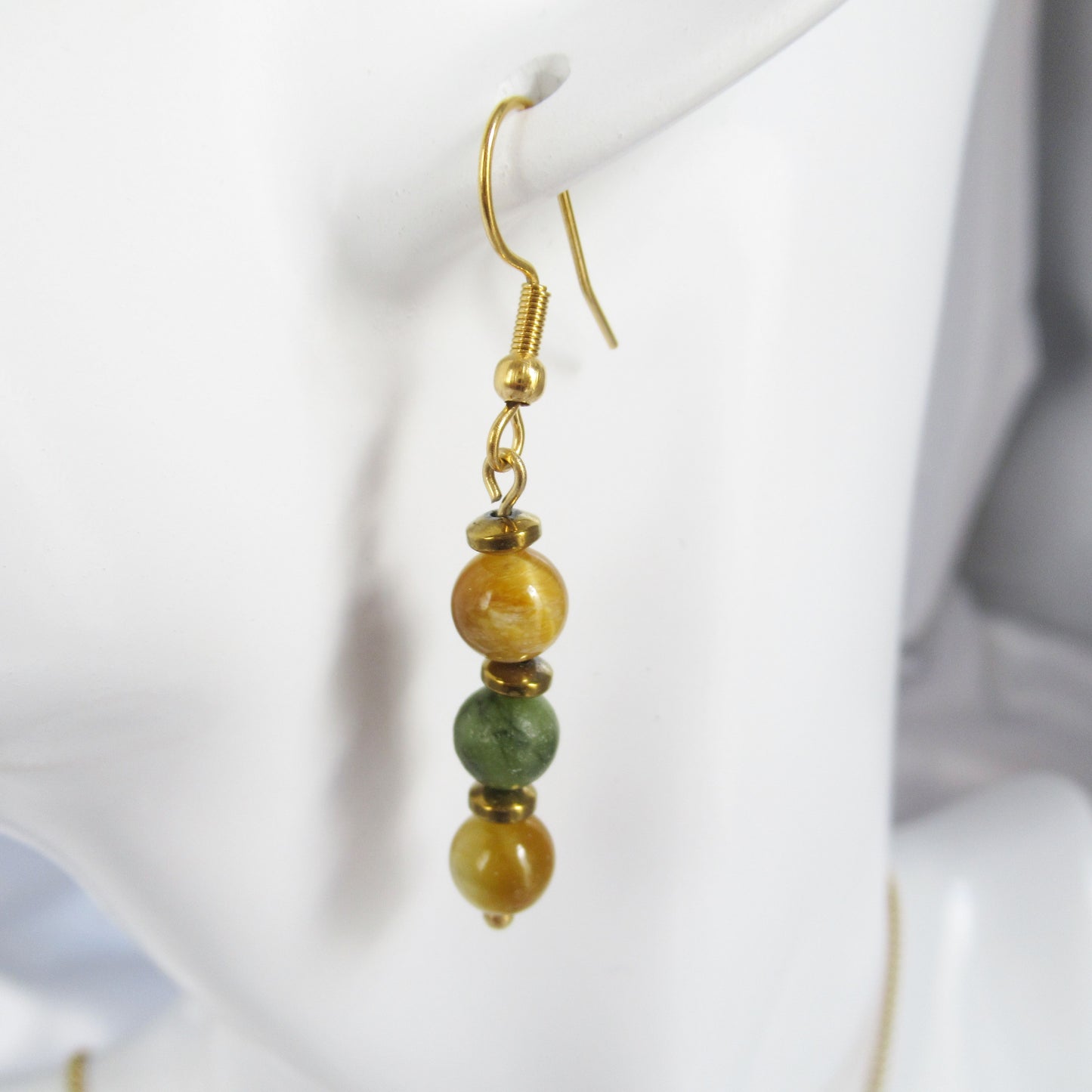Boucles d'oreilles - Triple perles - en pierres naturelles