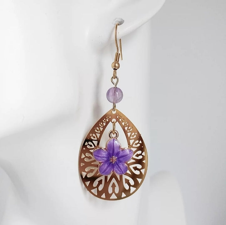 Boucles d'oreilles dorées en pierres naturelles - Améthyste