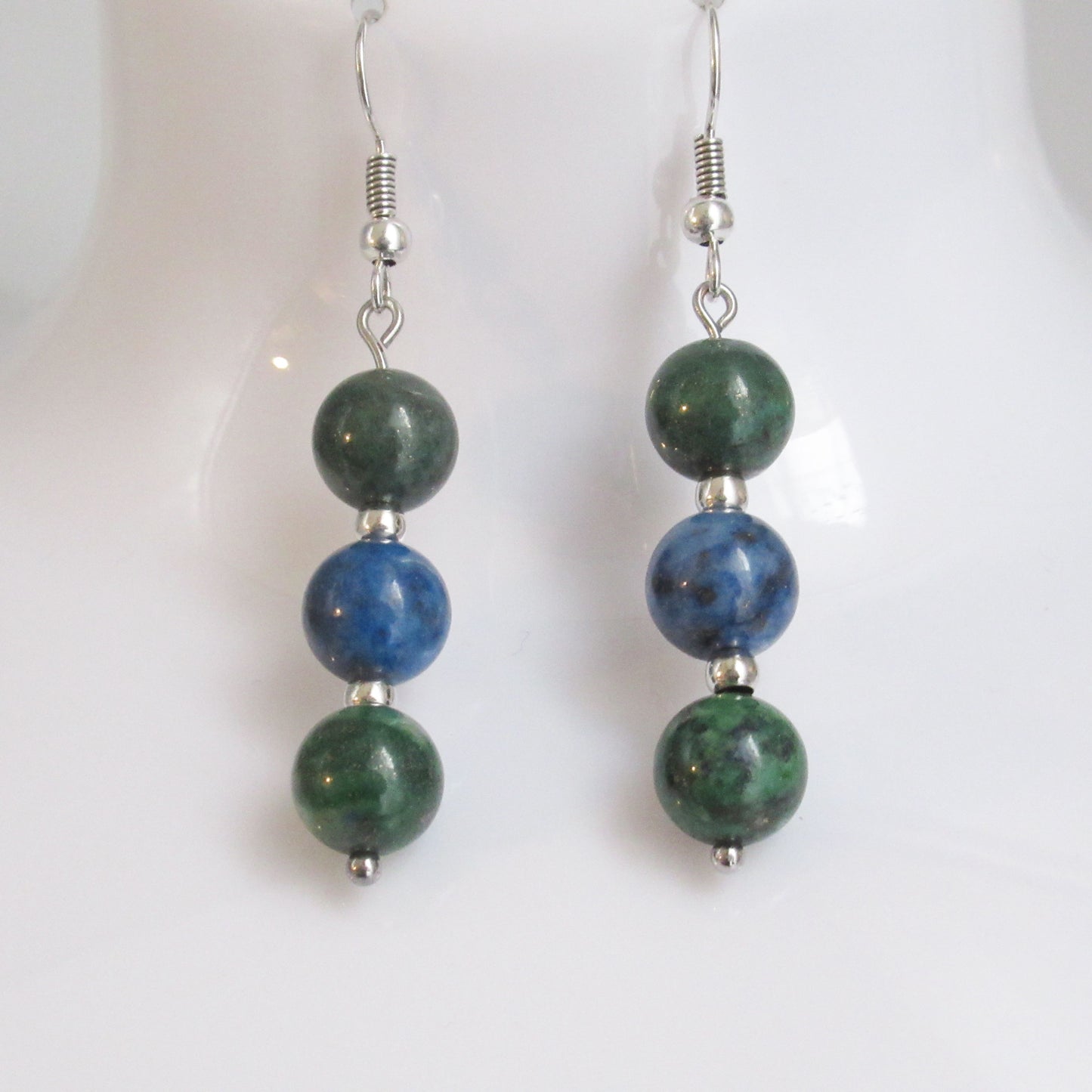 Boucles d'oreilles - Triple perles - en pierres naturelles