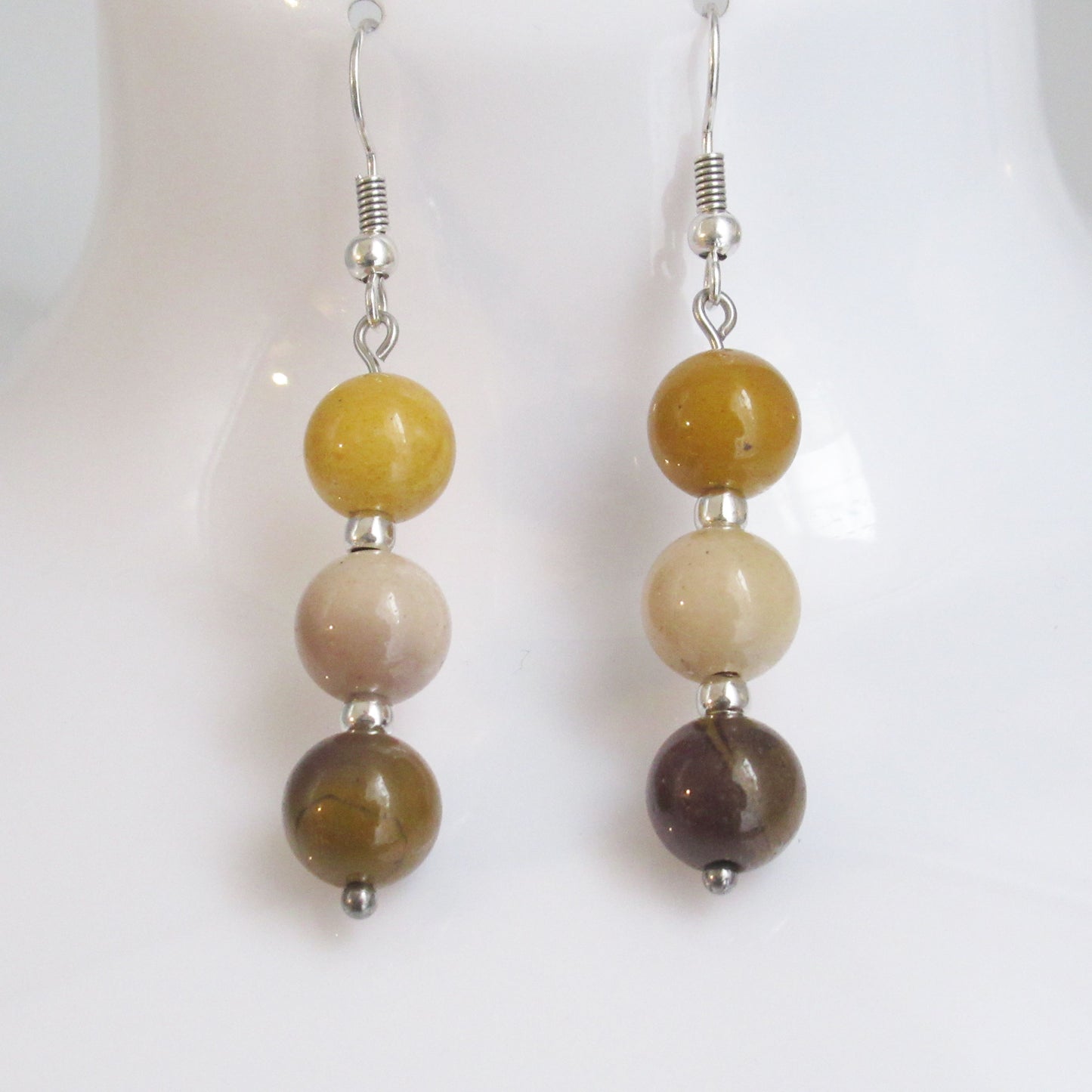 Boucles d'oreilles - Triple perles - en pierres naturelles