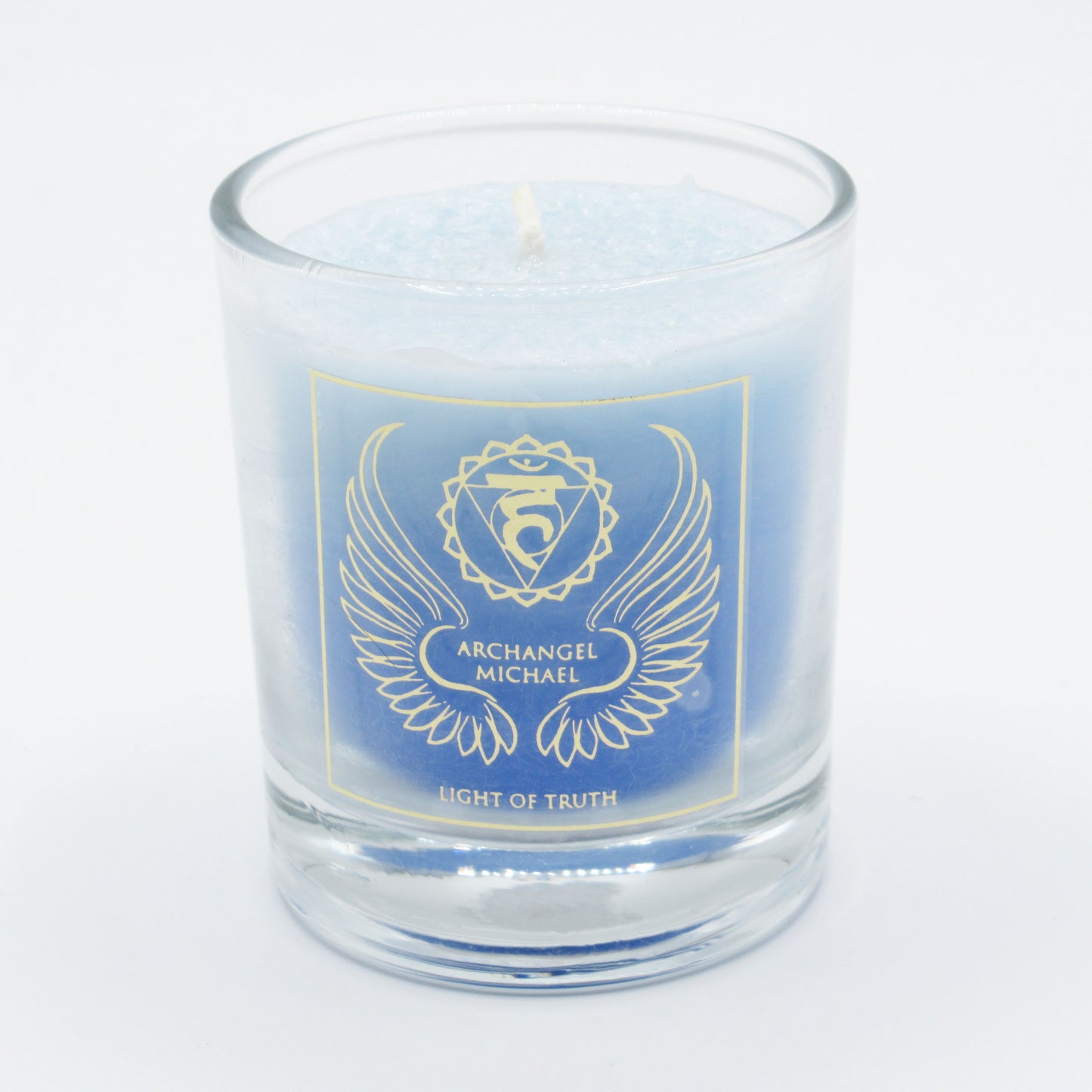 Monjolicaillou.fr - Bougie Archange Michael - 5ème Chakra https://monjolicaillou.fr/products/bougie-archange-michael-5eme-chakra 5ème Chakra - Archange Michel "Lumière de vérité". Sa lumière apporte de sages conseils et prononce de sages paroles. Parfumée aux huiles essentielles : rose marocaine, camomille. Fabriquée à partir de cire de palme certifiée RSPO, à partir du noyau du fruit du palmier. Les bougies en stéarine sont fabriquées à la main