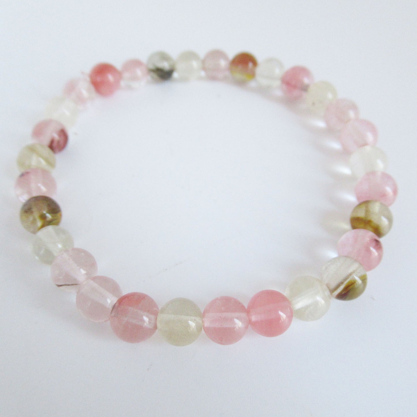 monjolicaillou.fr
https://monjolicaillou.fr › produits › bracelet-tourmaline-melon-deau
Bracelet - Tourmaline Melon d'eau
La Tourmaline Melon d'eau, invite à la sérénité et au renouveau intérieur. Ce bijou n'est pas seulement un accessoire élégant, il est un véritable allié pour di…