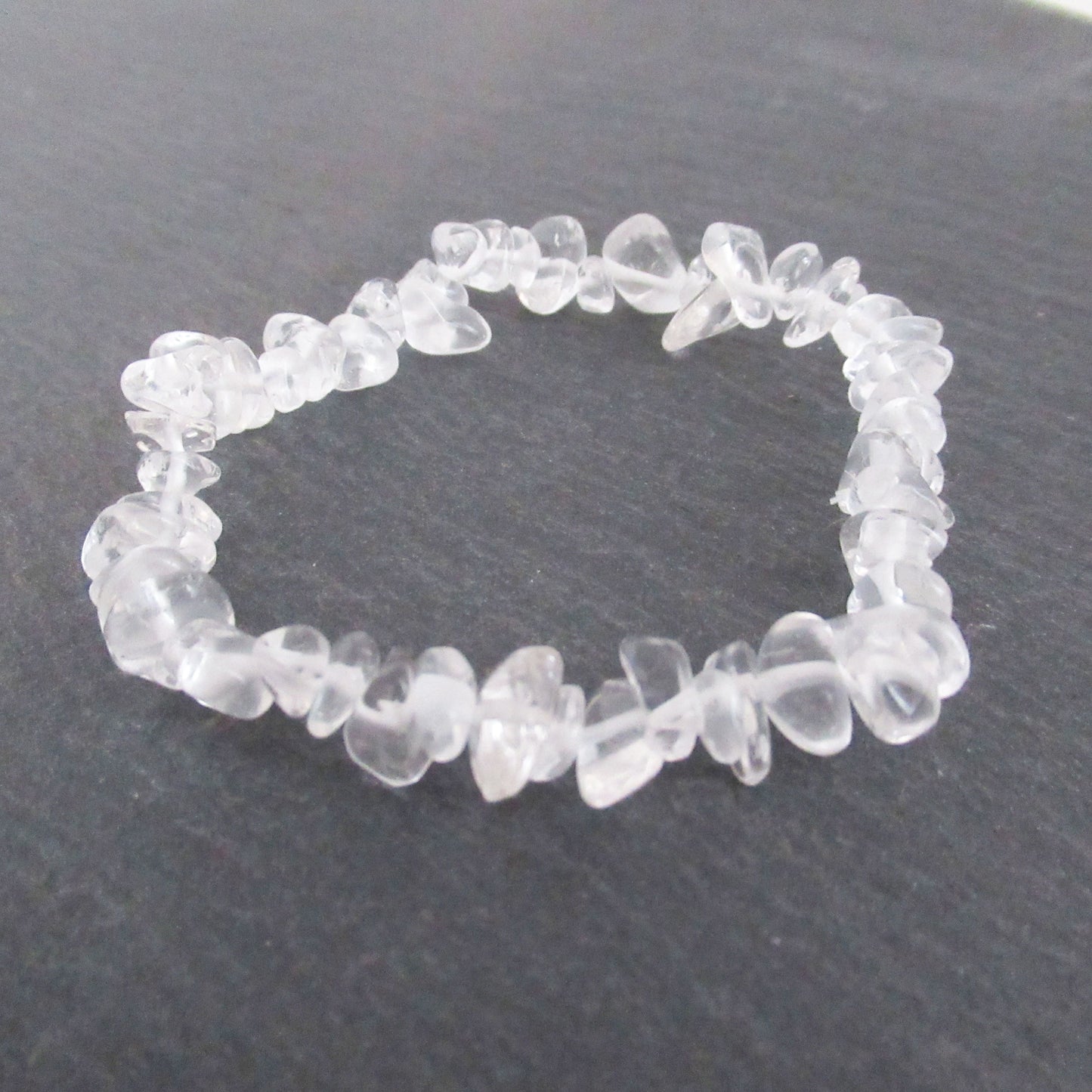 Bracelets baroques Femme/Homme en pierres naturelles https://monjolicaillou.fr/products/bracelet-baroque-femme-homme-en-pierres-naturelles-lithotherapie