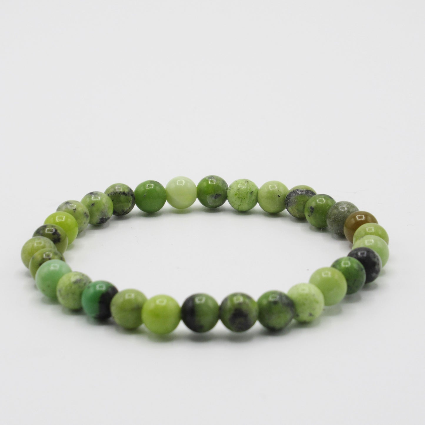 Bracelet Serpentine Femme/Homme en pierres naturelles https://monjolicaillou.fr/products/bracelet-serpentine-femme-homme-en-pierres-naturelles