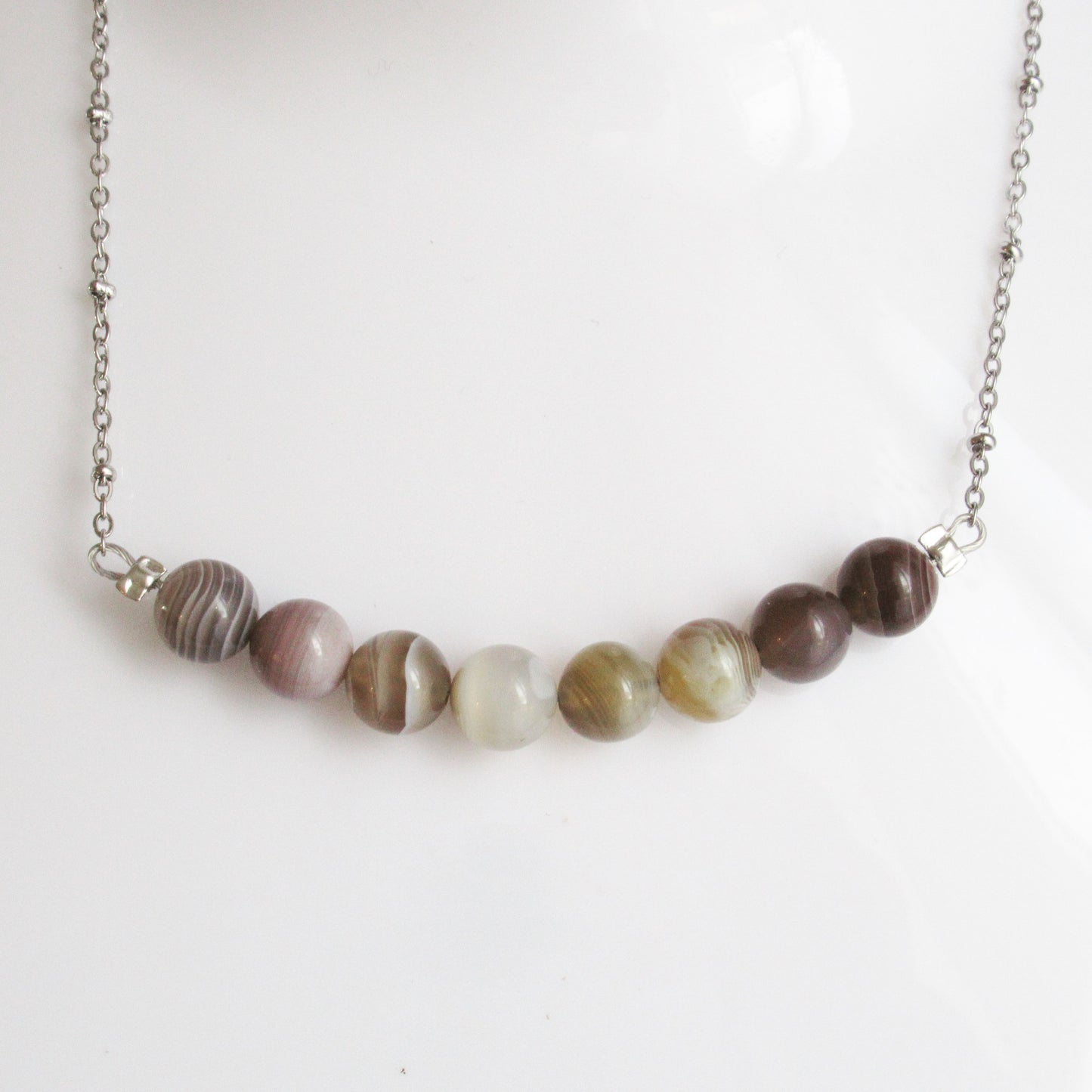 Collier en pierres naturelles