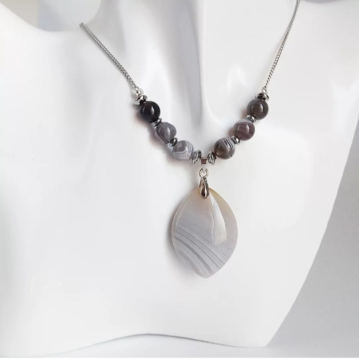 Collier en pierre naturelle - Agate du Botswana