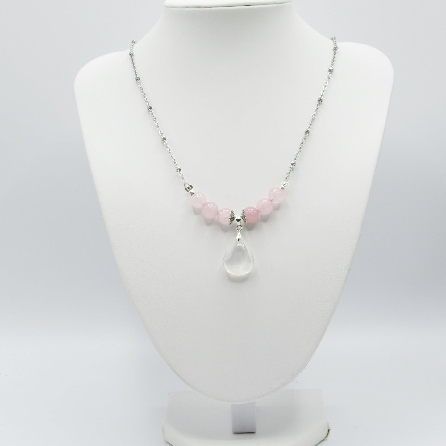 Collier en Quartz Rose et Cristal de Roche – Amour, apaisement et énergie. Pierre naturelle, parfait pour l’équilibre émotionnel et spirituel.