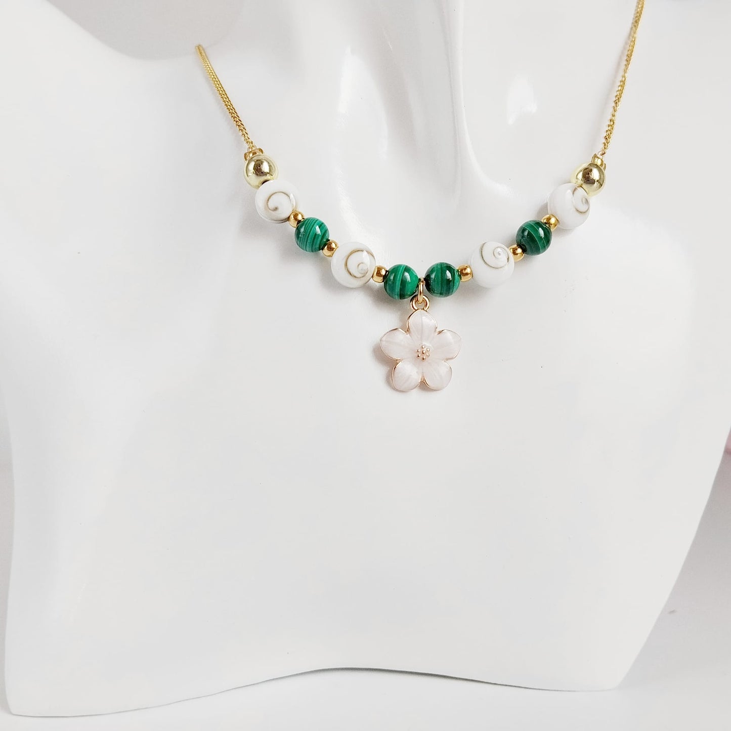 Collier en pierre naturelle - Oeil de Sainte Lucie