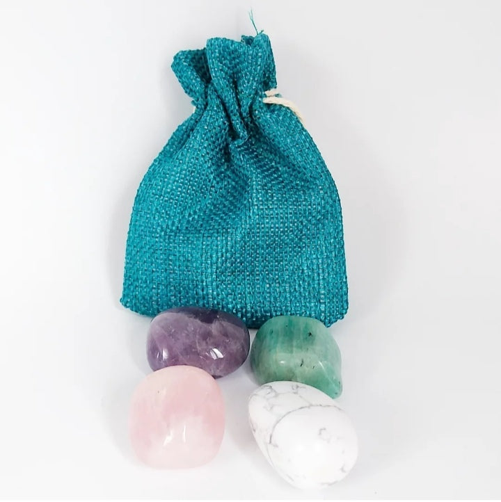 Kit 4 pierres naturelles – Apaisement, sérénité et lâcher-prise. Amazonite, Quartz Rose, Améthyste, Howlite. Idéal contre stress et anxiété.