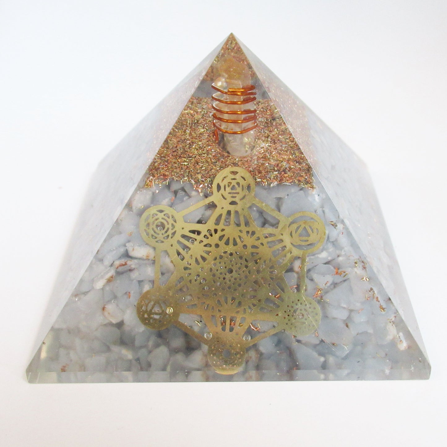 Orgonite Pyramide 75x75mm en pierres naturelles