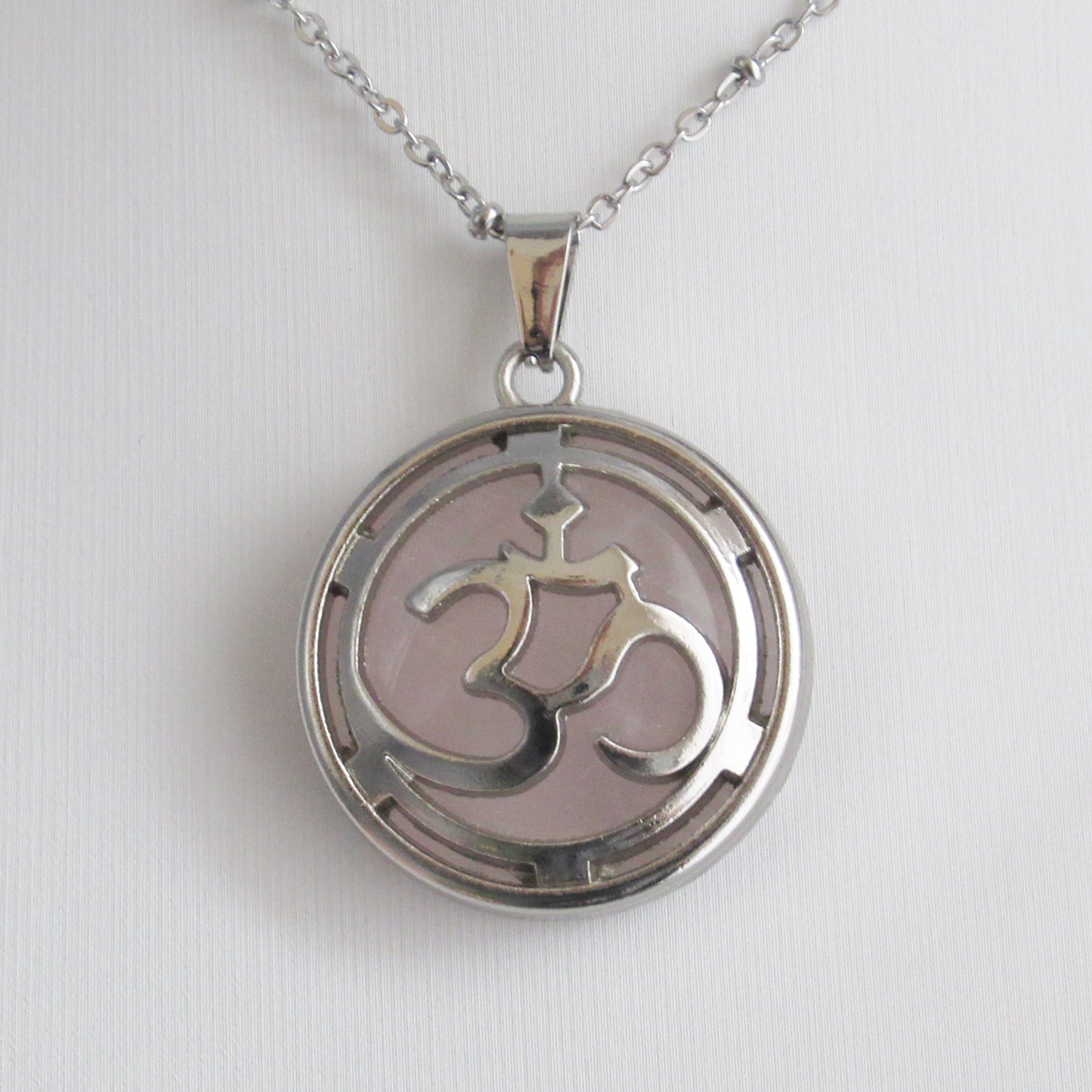 Pendentif en pierre naturelle - Om - Quartz Rose