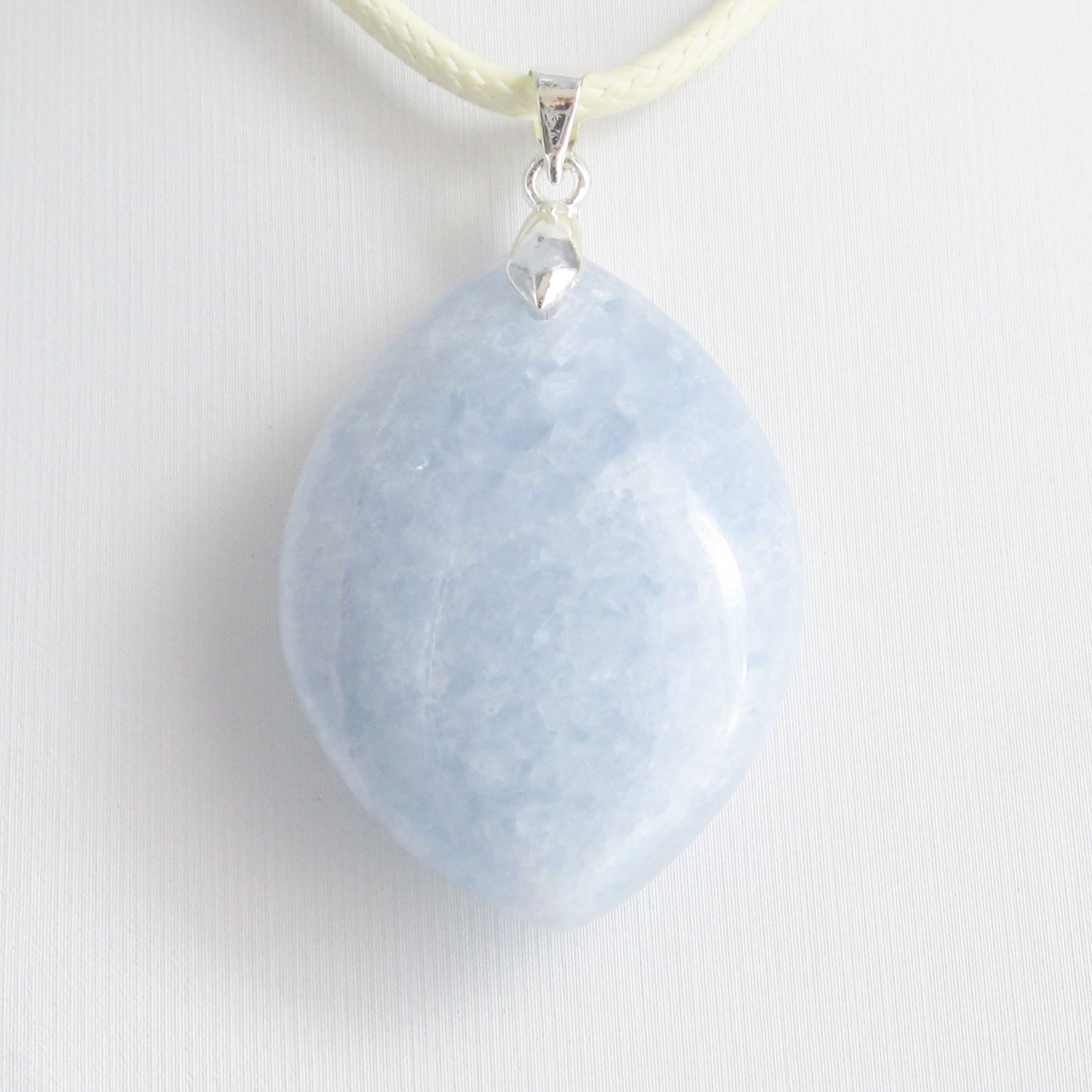 Pendentif en pierre naturelle - Calcite Bleue - Marquise