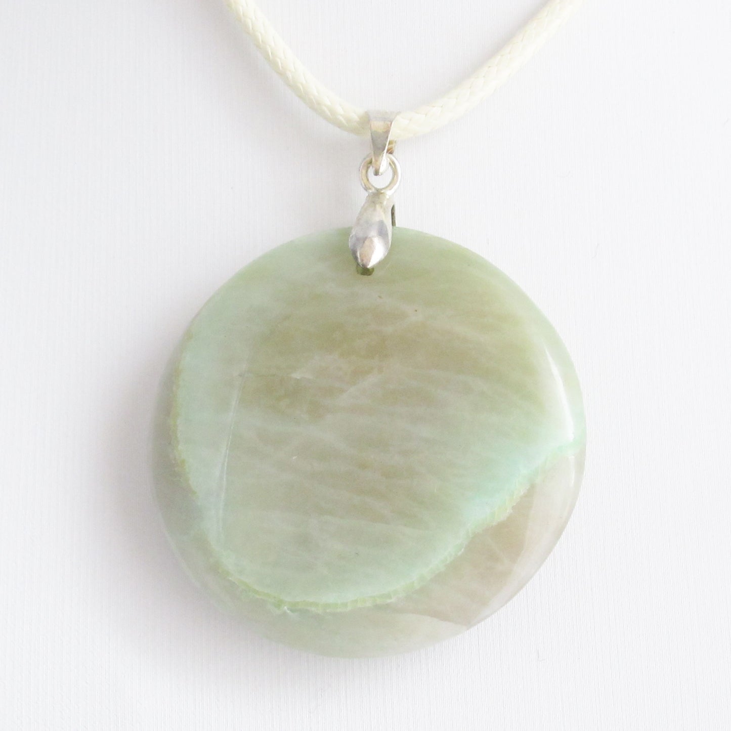 Pendentif en pierre naturelle - Garniérite - Pierre de Lune Verte