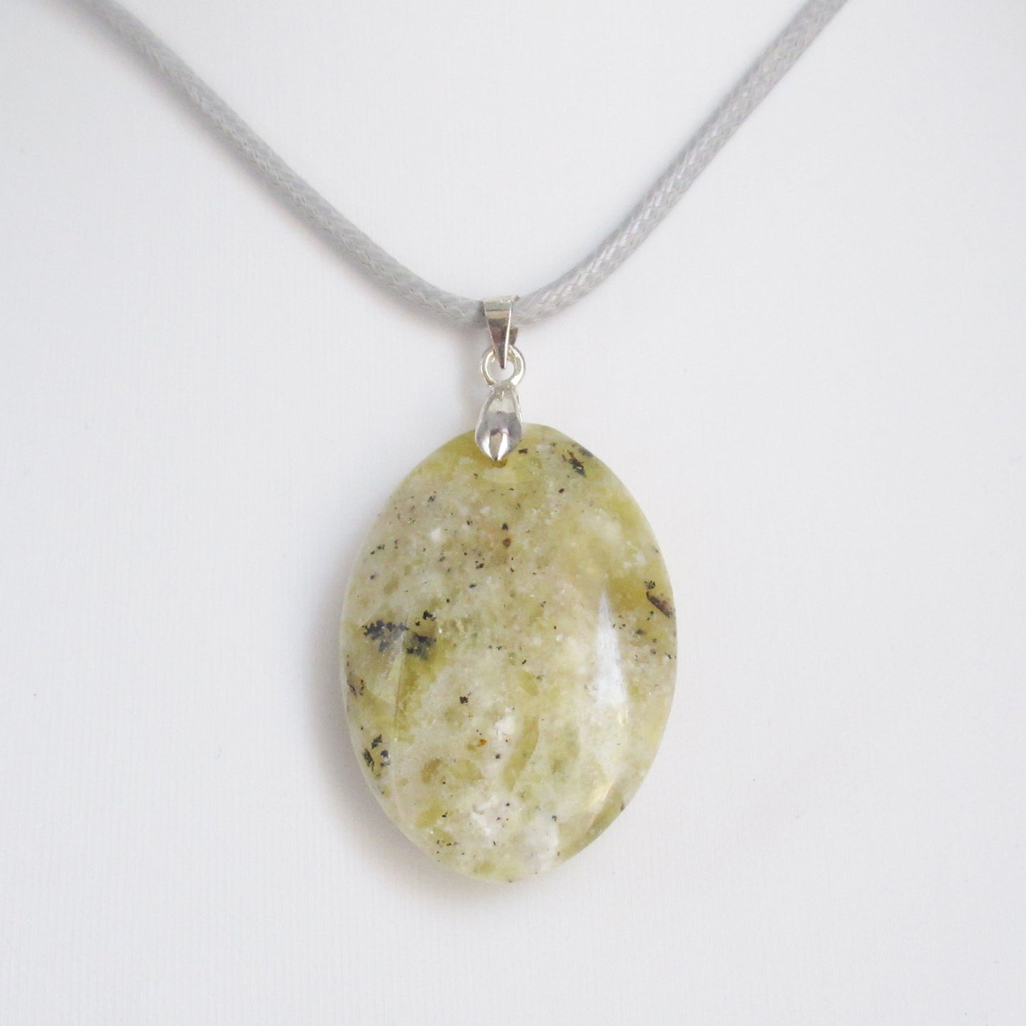 Pendentif en pierre naturelle - Opale Dentrique Jaune - Merlinite - Ovale