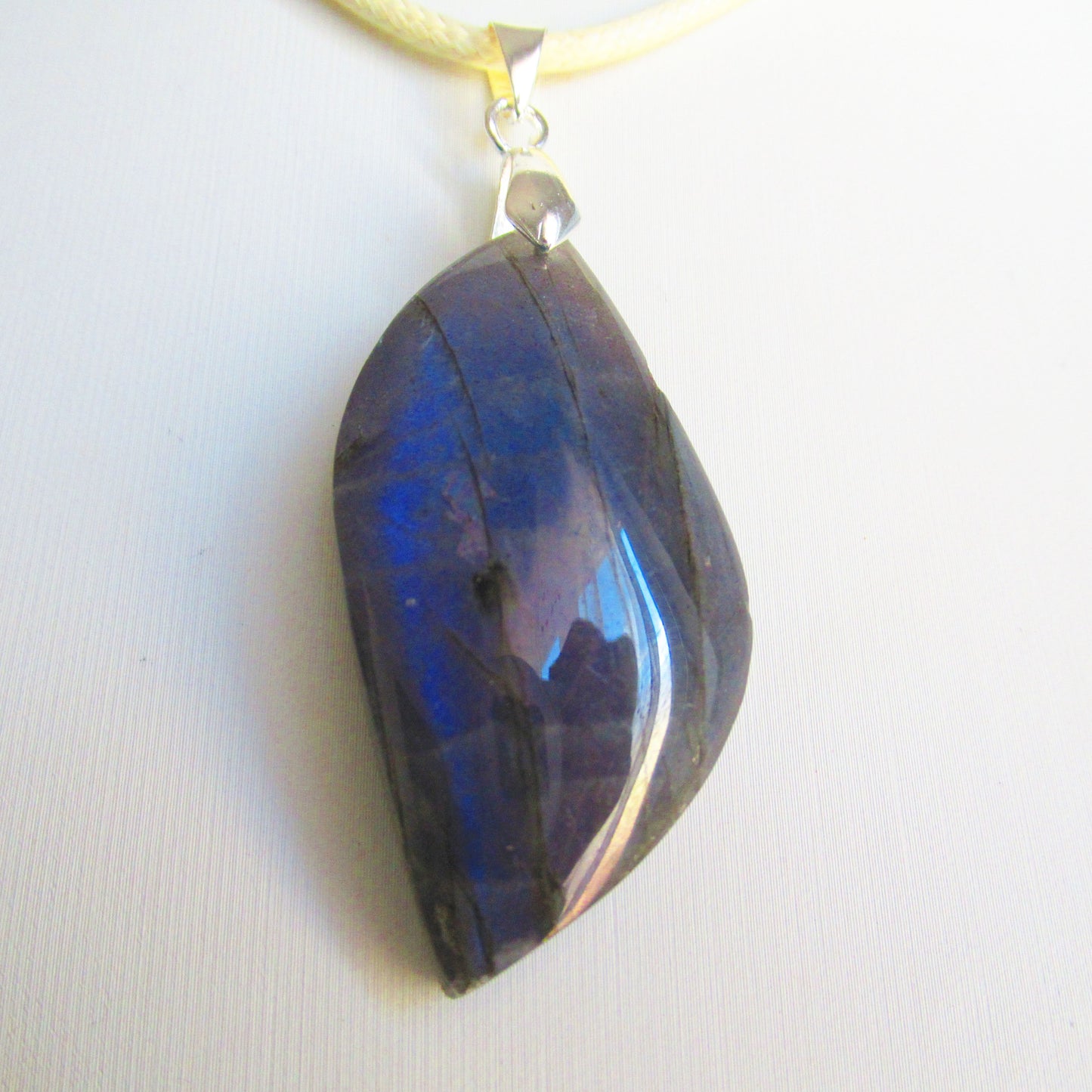 Pendentif en pierre naturelle - Labradorite