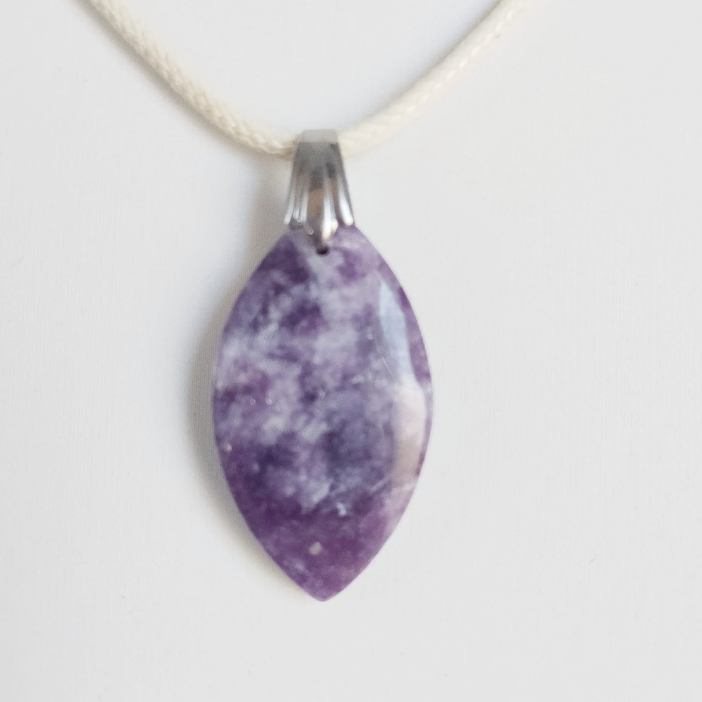 Pendentif en pierre naturelle - Lépidolite
