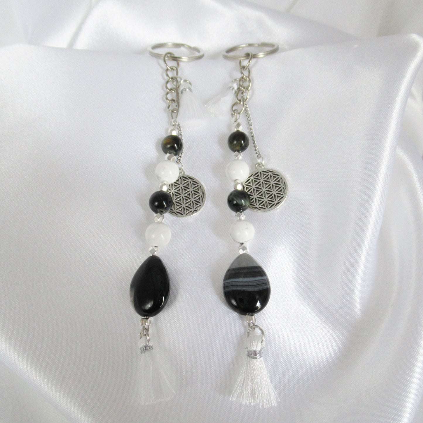 Porte clefs Agate - Howlite - Oeil de faucon - Fleur de vie- Edition limitée