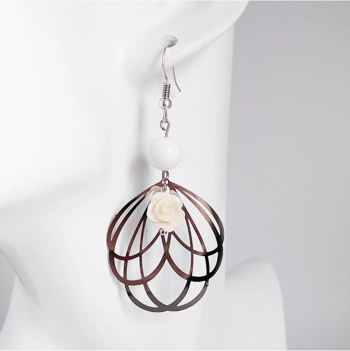 Boucles d'oreilles en pierres naturelles - Nacre blanche