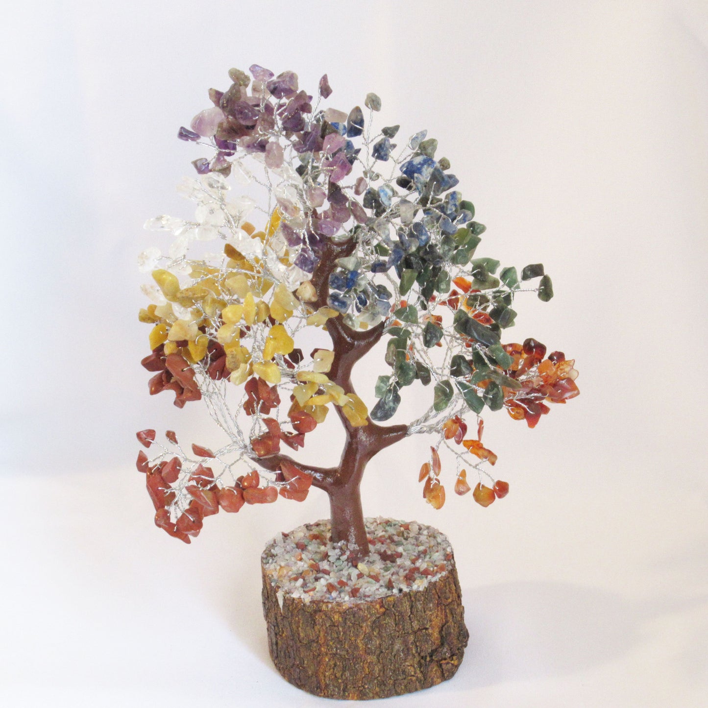Arbre de vie des 7 chakras en pierres naturelles