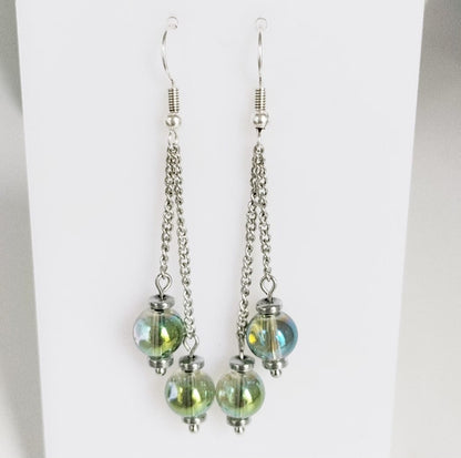 Boucles d’oreilles Aqua Aura 8 mm, élégantes et énergétiques. Bien-être, apaisement, protection et harmonie au quotidien.