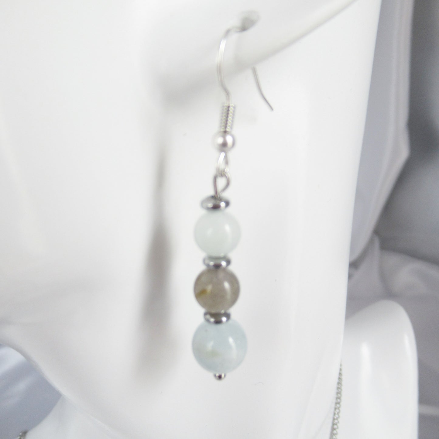Boucles d'oreilles - Triple perles - en pierres naturelles