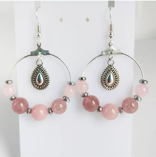 boucles-doreilles-en-pierres-naturelles-quartz-rose-quartz-fraise-opale-rose