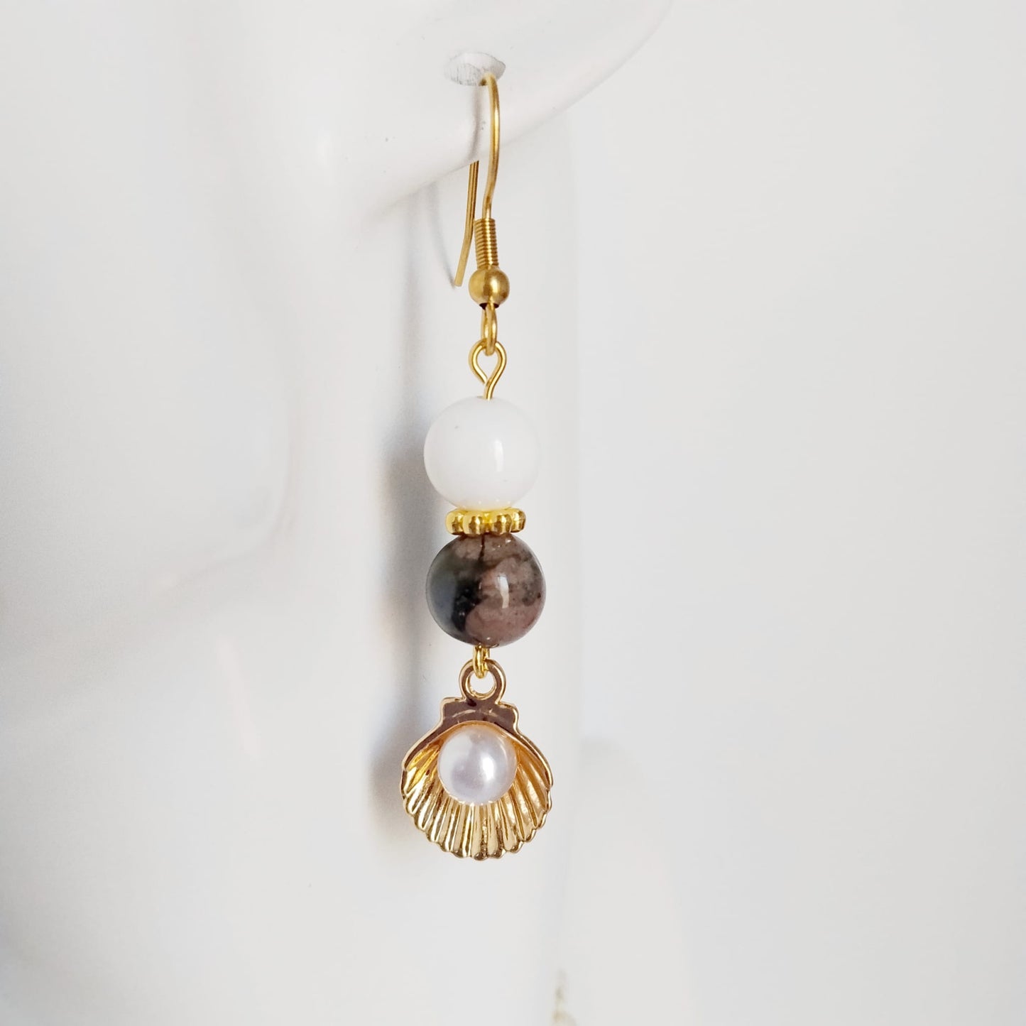 Boucles d'oreilles en pierres naturelles - Agate Turitelle - Nacre - Saint Jacques