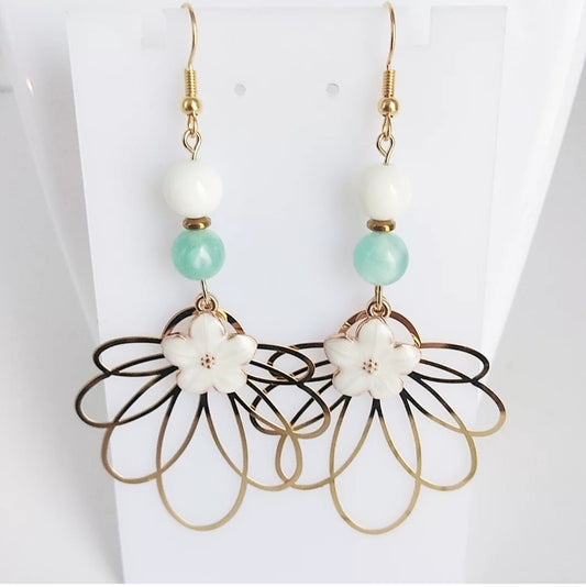 Boucles d'oreilles en pierres naturelles - Garniérite - Nacre
