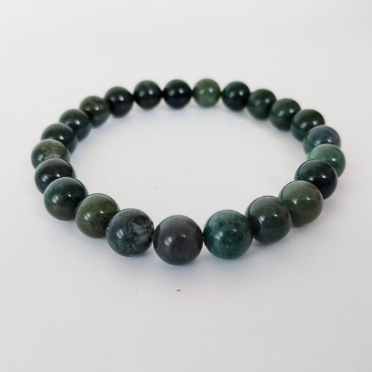 Découvrez le bracelet en agate mousse véritable. Une pierre naturelle de renouveau et d'ancrage pour harmoniser vos émotions et libérer le stress.