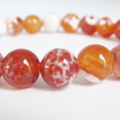 monjolicaillou.fr

https://monjolicaillou.fr › produits › bracelet-agate-feu-8-mm

Bracelet Agate de Feu - 8 mm

Sa pierre d'un rouge orangé, est réputée pour ses vertus énergétiques. Elle dynamise le corps, stimule les énergies, et favorise un équilibre émotionnel et spirituel…