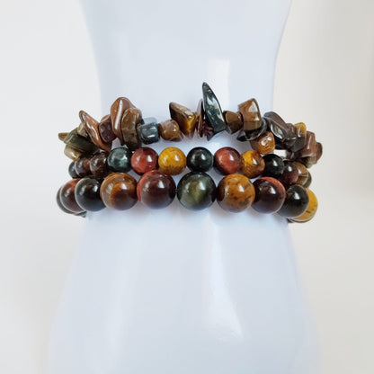 Découvrez le bracelet 3 Yeux en pierres naturelles. Un puissant bijou de protection et d'ancrage en Œil de Tigre, Faucon et Taureau pour toute la famille.