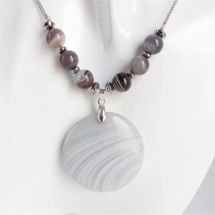 Pierre D'Agate du Botswana (2,6 à 4,2 cm) | Coeur de Pierres Pierre D'Agate du Botswana (2,6 à 4,2 cm) | Coeur de Pierres