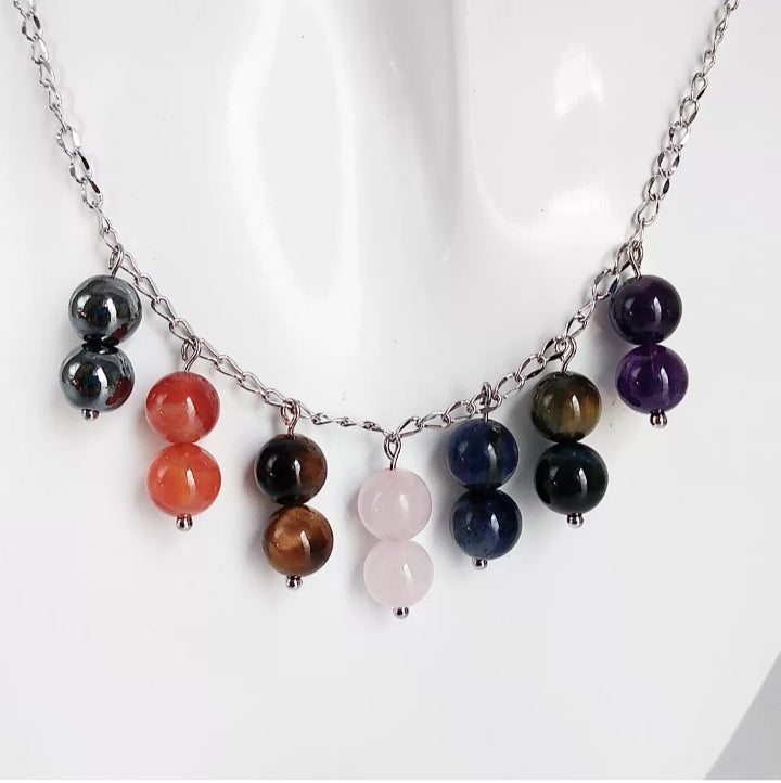 Retrouvez l'harmonie intérieure avec ce collier 7 chakras en pierres naturelles . Chaque perle est soigneusement choisie pour rééquilibrer vos énergies et favoriser le bien-être, la confiance et la sérénité au quotidien.
