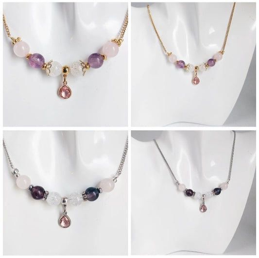 Collier en pierres naturelles Fluorite Pourpre & Quartz Rose. Apaise le cœur, clarifie l’esprit et diffuse amour et sérénité au quotidien.
