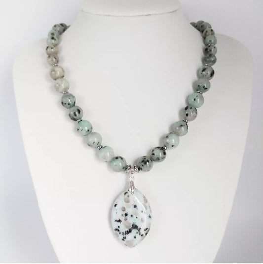 Collier en pierre naturelle - Jaspe Kiwi