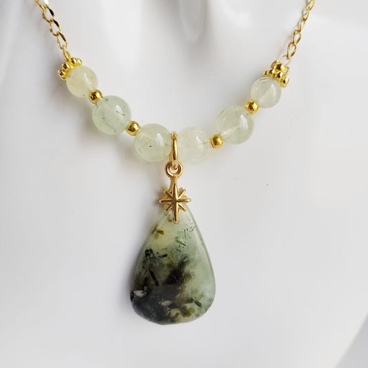 Collier en pierre naturelle - Préhnite