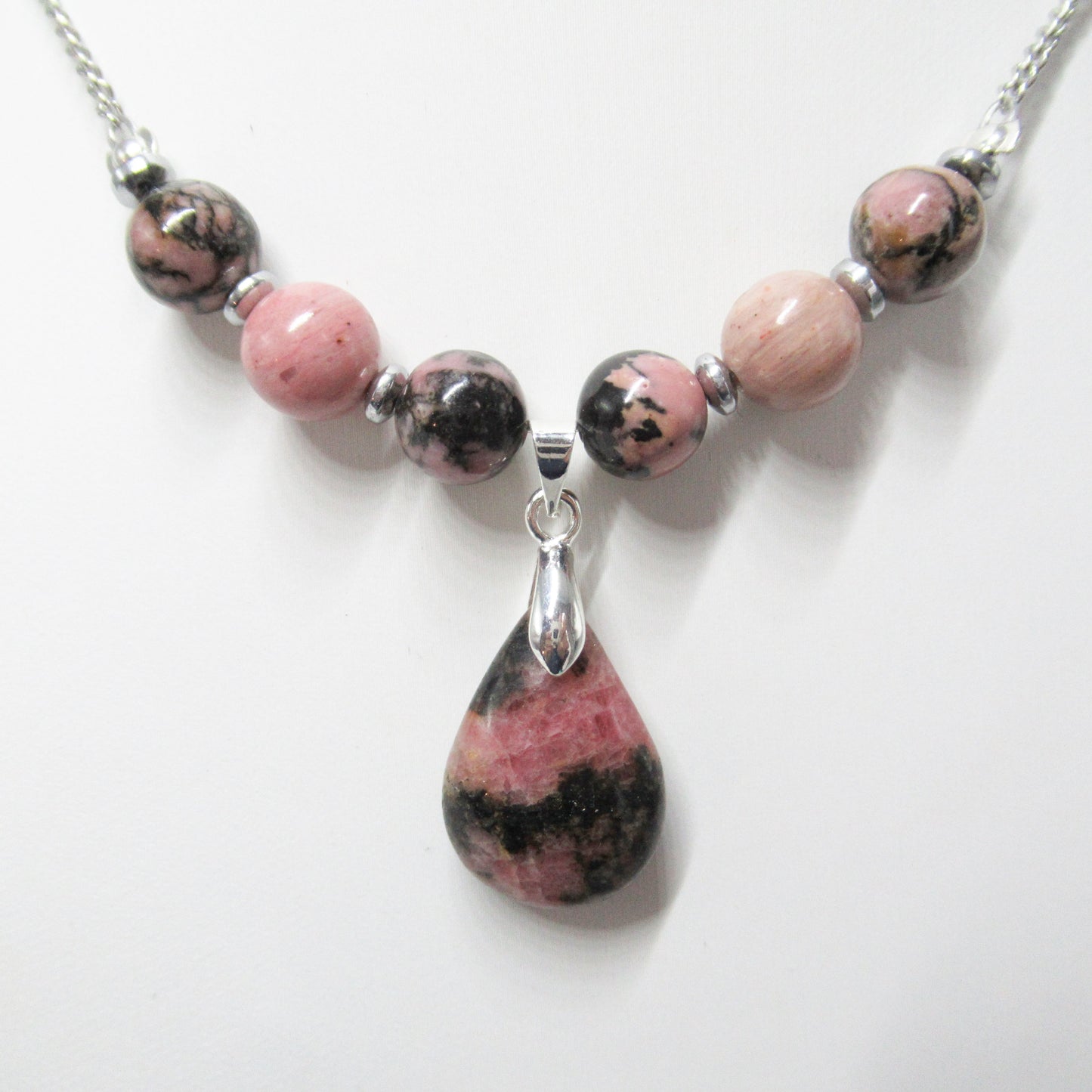 Collier Rhodonite Goutte en pierres naturelles