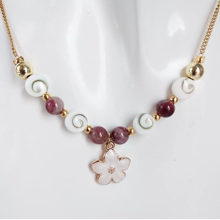 Collier en pierre naturelle Œil de Sainte Lucie et Tourmaline Rose – porte-bonheur, protection et amour inconditionnel. Bijou artisanal unique.