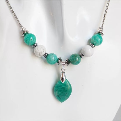 Collier en pierre naturelle- Amazonite AAA et Howlite - Marquise
