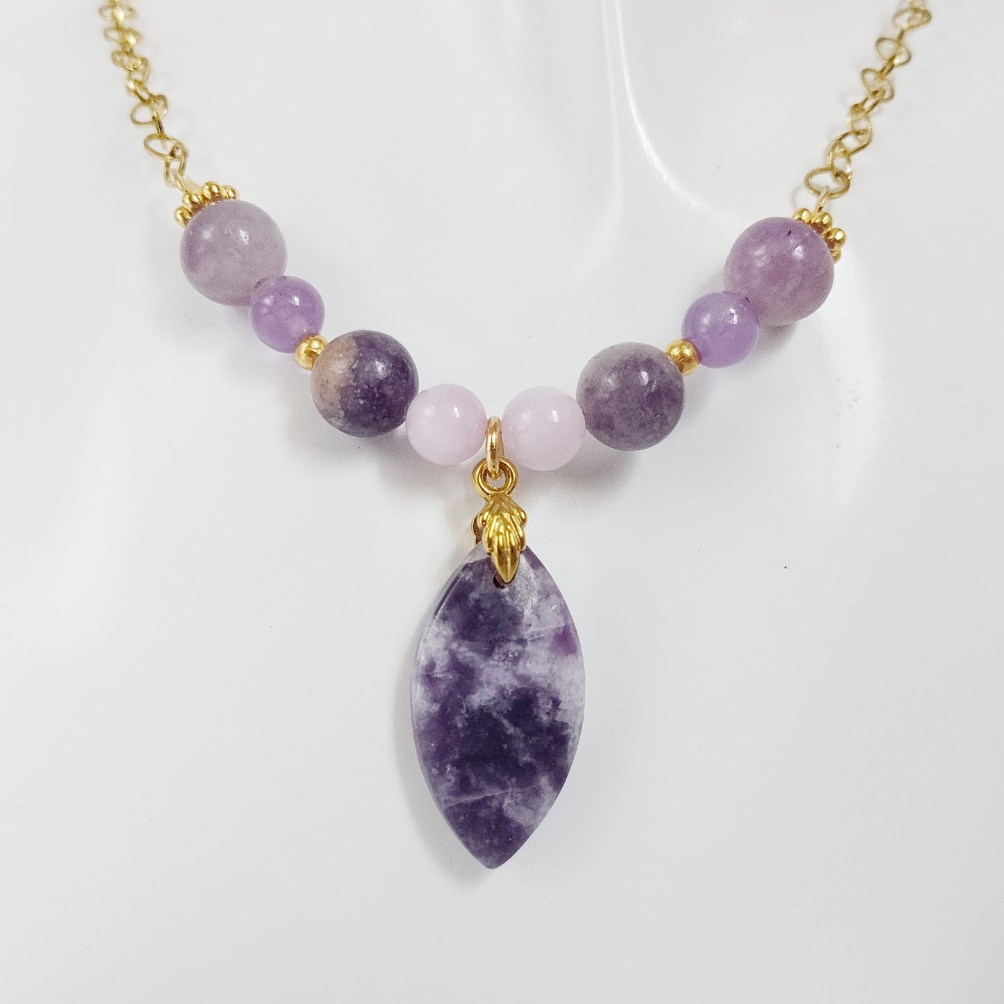 Collier en pierre naturelle - Lépidolite - Améthyste - Kunzite