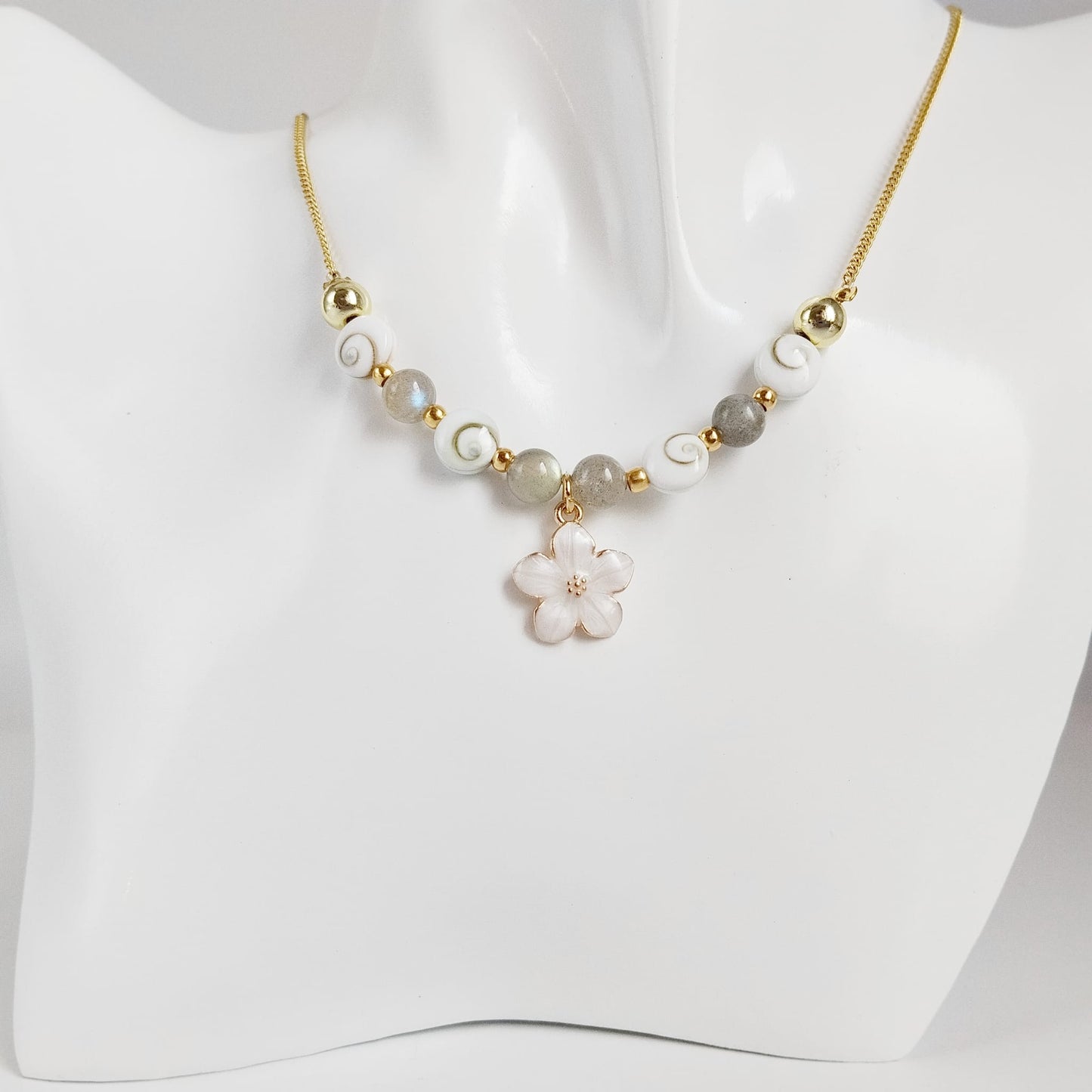 Collier en pierre naturelle - Oeil de Sainte Lucie