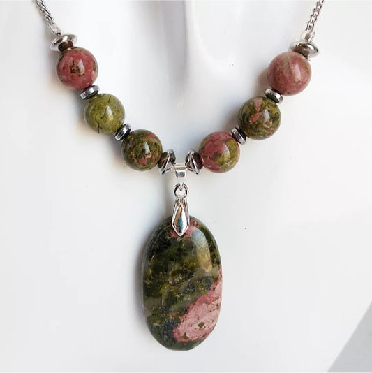 Collier en pierre naturelle - Unakite