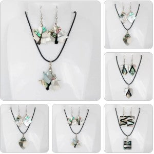 Parure en Nacre Abalone – Collier et Boucles d’oreilles assorties