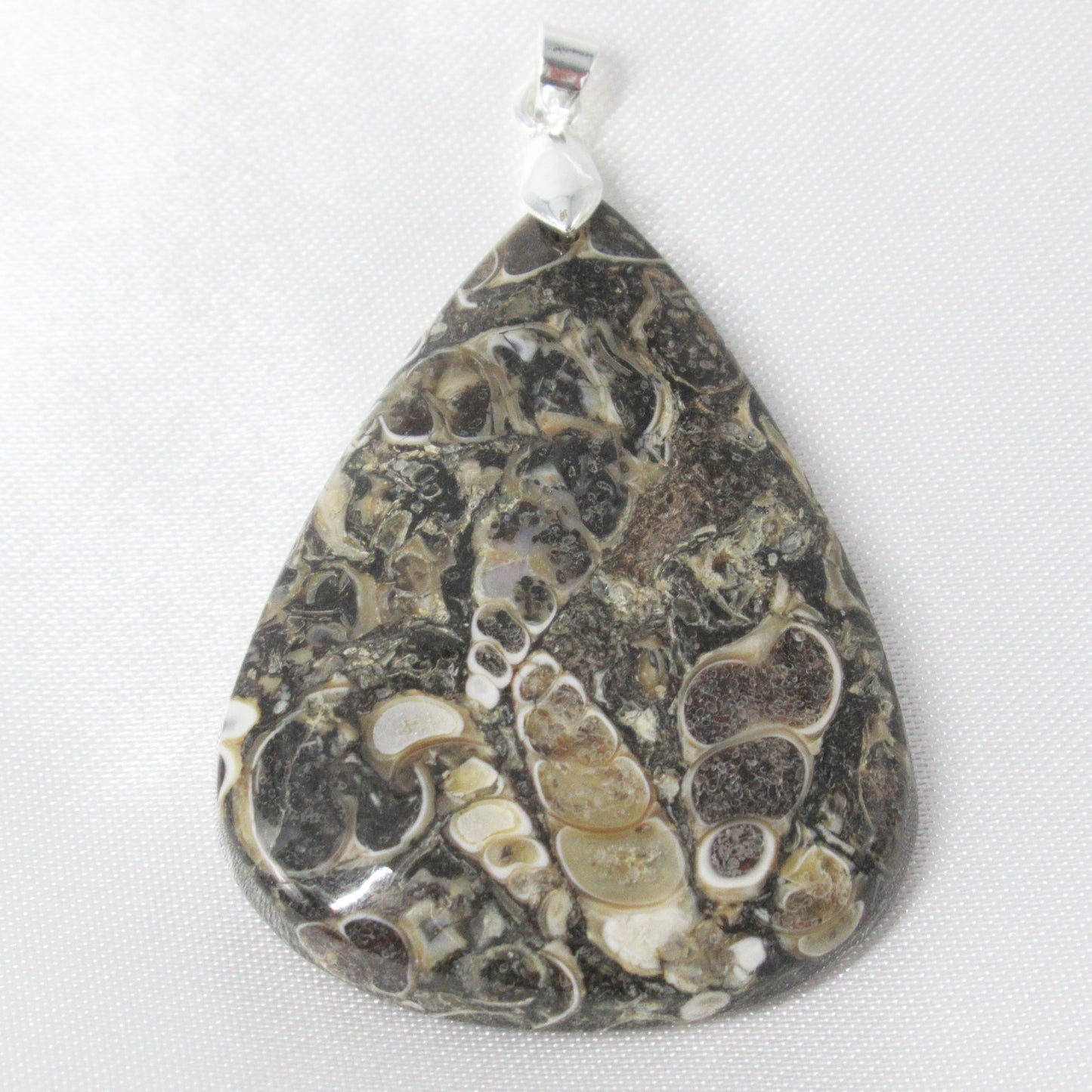 Pendentif Agate Turitelle ou Agate Fossile en pierre naturelle