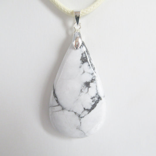 Pendentif Howlite