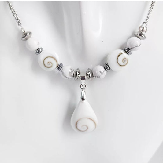 Collier - Oeil de Sainte Lucie - Howlite en pierres naturelles